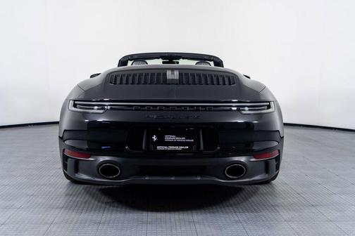 2022 Porsche 911 Carrera GTS