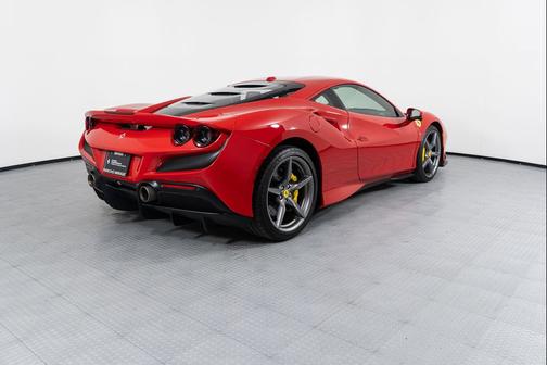 2022 Ferrari F8 Tributo Base