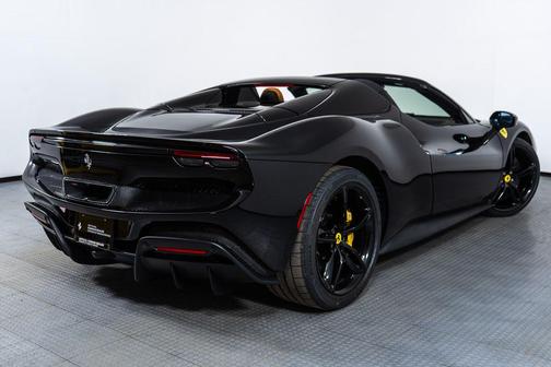 2025 Ferrari 296 GTS Base