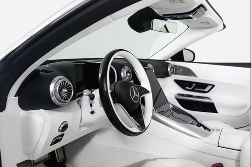 2026 Mercedes-Benz Maybach SL 680 Monogram Series 4MATIC