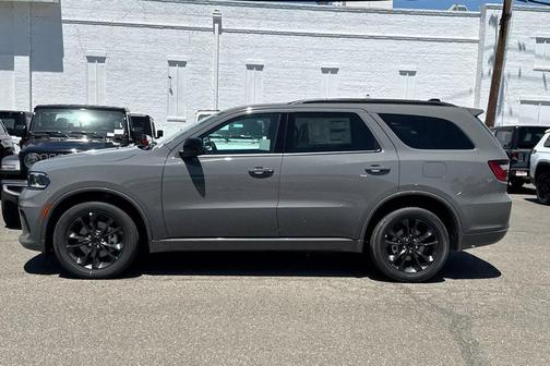 Destroyer Gray Clearcoat 2026 Dodge Durango GT