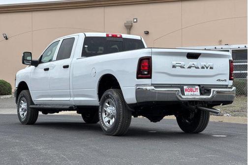 2026 RAM 2500 Tradesman Crew Cab 4x4 8' Box