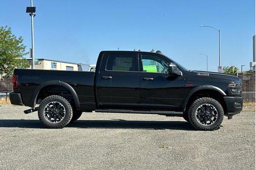 Diamond Black Crystal Pearlcoat 2026 RAM 2500 Warlock Crew Cab 4x4 6'4' Box