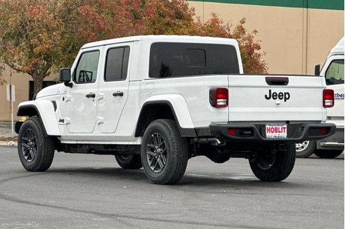 2026 Jeep Gladiator Sport S