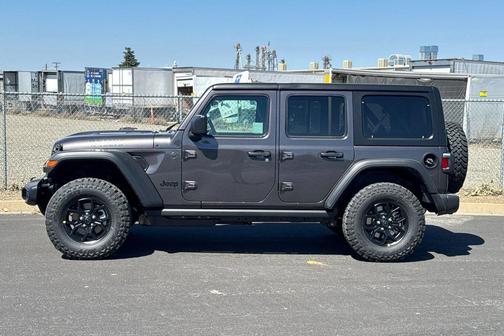 Granite Crystal Metallic Clearcoat 2026 Jeep Wrangler Willys