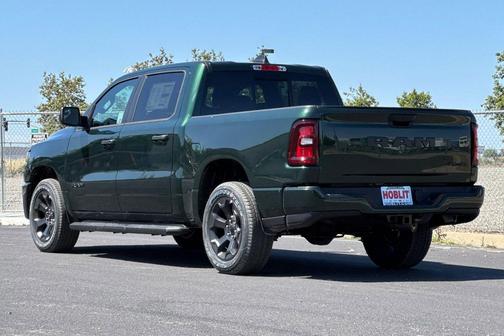 Serrano Green Metallic 2026 RAM 1500 Express