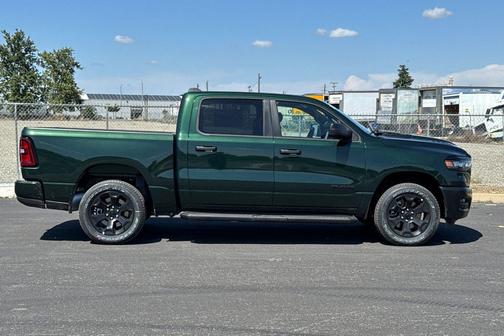 Serrano Green Metallic 2026 RAM 1500 Express