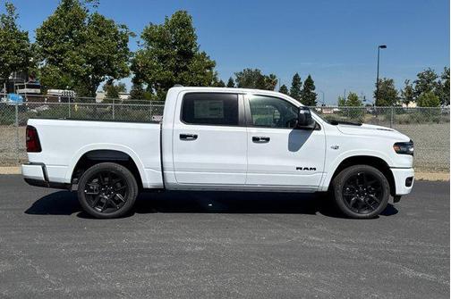 Bright White Clearcoat 2026 RAM 1500 Laramie