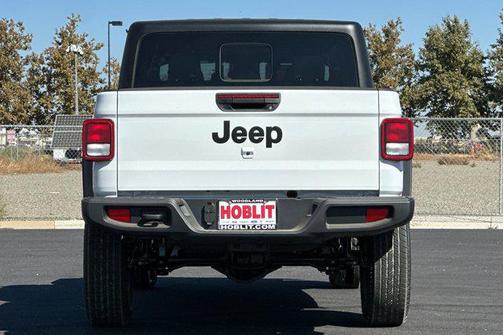 2025 Jeep Gladiator Sport S