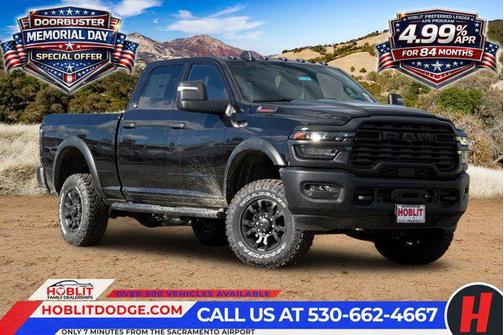 Diamond Black Crystal Pearlcoat 2026 RAM 2500 Tradesman
