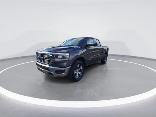 Granite Crystal Metallic Clearcoat 2019 RAM 1500 Laramie