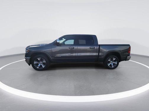 Granite Crystal Metallic Clearcoat 2019 RAM 1500 Laramie