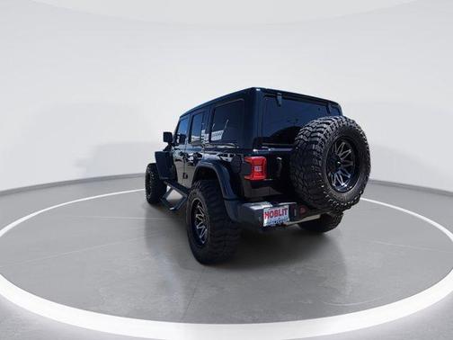 Black Clearcoat 2021 Jeep Wrangler Unlimited Rubicon 392