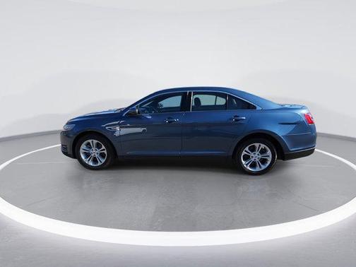 2018 Ford Taurus SEL