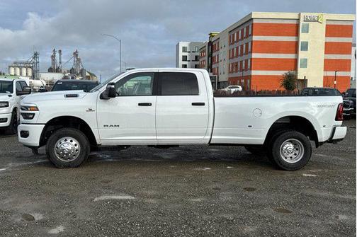 2026 RAM 3500 Big Horn Crew Cab 4x4 8' Box