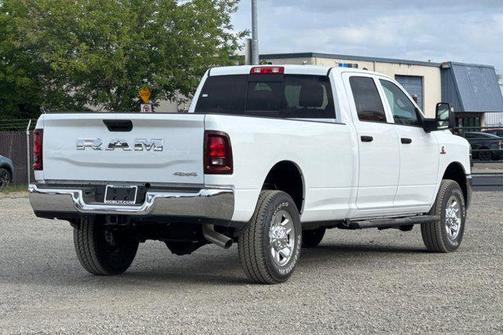 2025 RAM 2500 Tradesman Crew Cab 4x4 8' Box