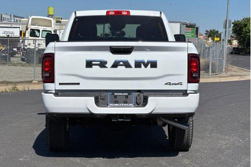 Bright White Clearcoat 2026 RAM 2500 Big Horn Crew Cab 4x4 6'4' Box