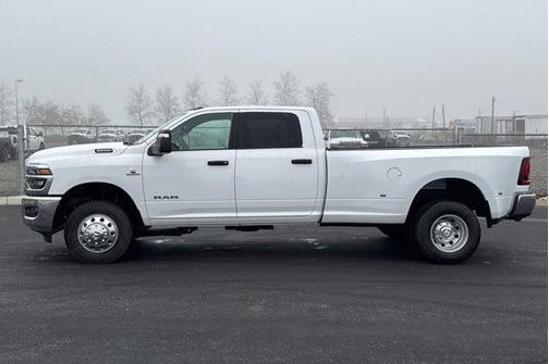 2026 RAM 3500 Big Horn Crew Cab 4x4 8' Box