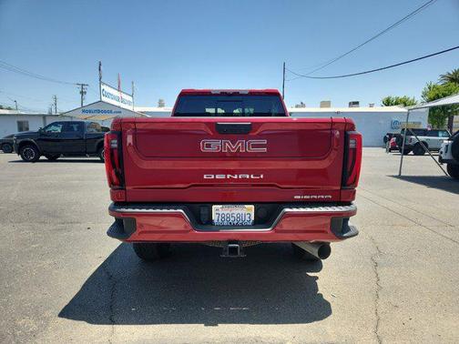 2024 GMC Sierra 2500 Denali