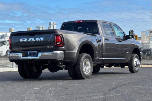 2026 RAM 3500 Big Horn Crew Cab 4x4 8' Box