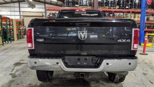 Photo 3 of 7 of 2015 RAM 2500 Laramie