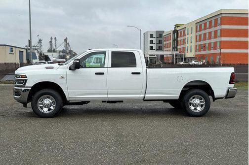 2026 RAM 2500 Tradesman Crew Cab 4x4 8' Box