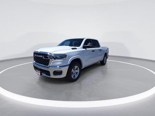 Bright White Clearcoat 2025 RAM 1500 Big Horn/Lone Star