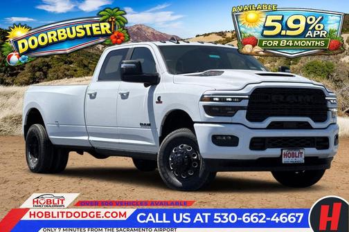 Bright White Clearcoat 2026 RAM 3500 Laramie Crew Cab 4x4 8' Box