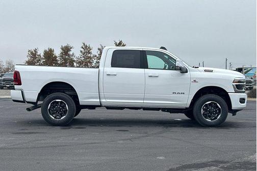 2026 RAM 2500 Laramie Crew Cab 4x4 6'4' Box