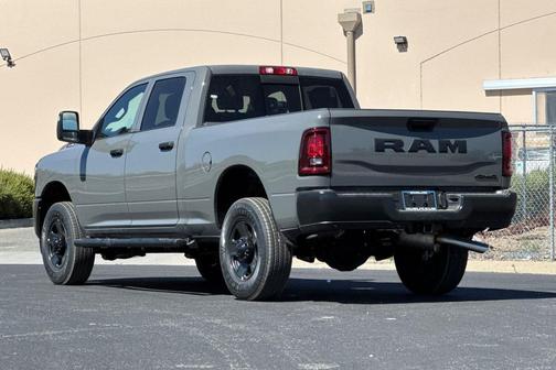 Ceramic Gray Clearcoat 2026 RAM 3500 Tradesman Crew Cab 4x4 6'4' Box