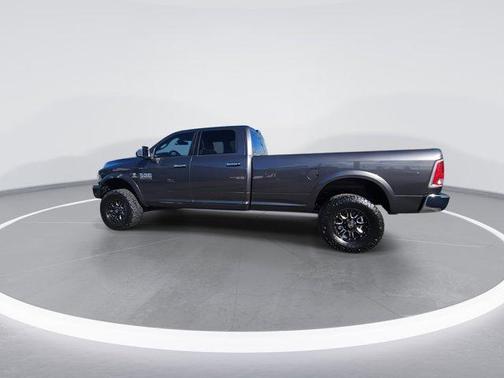 2018 RAM 3500 Laramie Crew Cab 4x4 8' Box