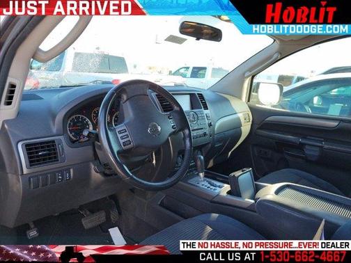 Photo 4 of 4 of 2010 Nissan Armada SE