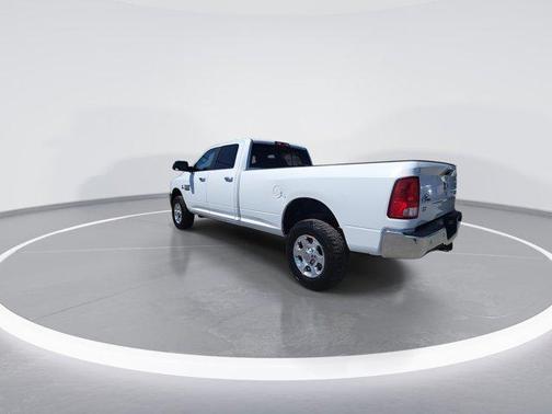 Bright White Clearcoat 2017 RAM 2500 Big Horn Crew Cab 4x4 8' Box