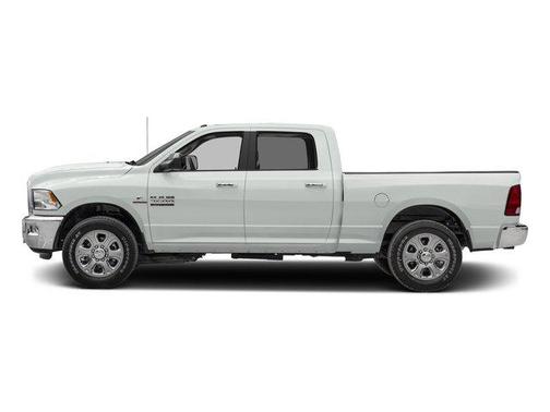 Bright White Clearcoat 2017 RAM 2500 Big Horn Crew Cab 4x4 8' Box