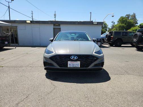 2022 Hyundai SONATA Limited