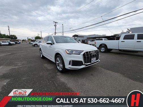 Carrara White 2021 Audi Q7 55 Premium Plus