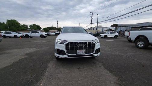 Carrara White 2021 Audi Q7 55 Premium Plus