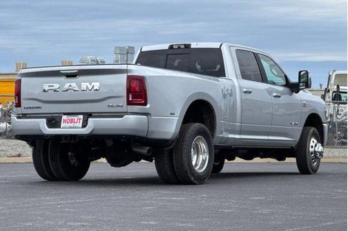 2026 RAM 3500 Laramie Crew Cab 4x4 8' Box