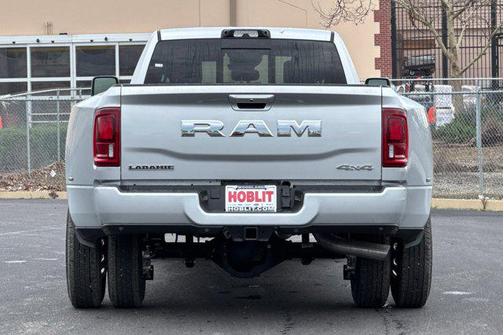 2026 RAM 3500 Laramie Crew Cab 4x4 8' Box