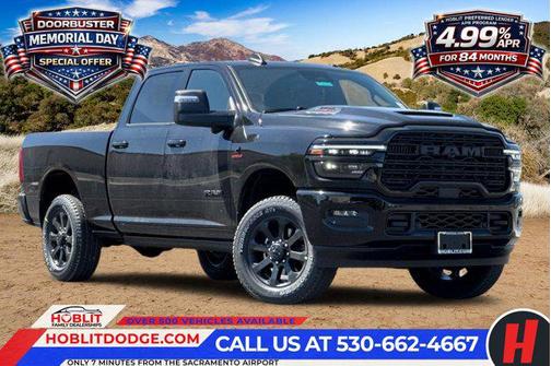 Diamond Black Crystal Pearlcoat 2026 RAM 2500 Laramie Crew Cab 4x4 6'4' Box