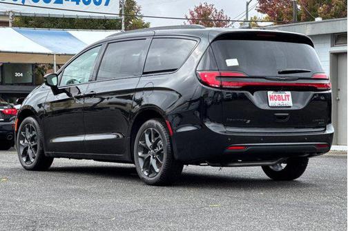 2026 Chrysler Pacifica Limited