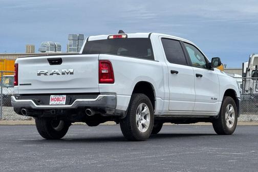 Bright White Clearcoat 2026 RAM 1500 Big Horn/Lone Star