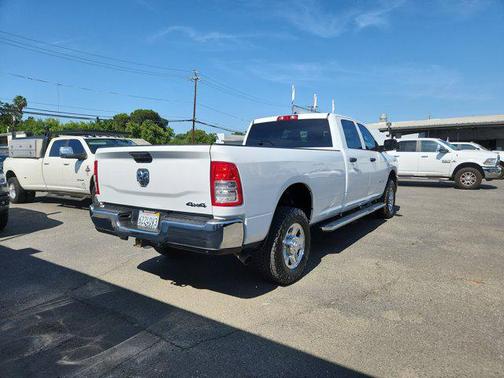 2020 RAM 2500 Tradesman Crew Cab 4X4 8' Box