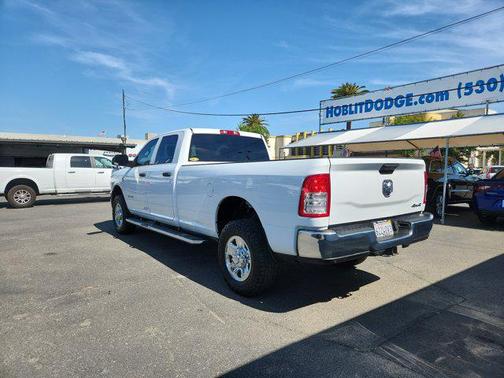 2020 RAM 2500 Tradesman Crew Cab 4X4 8' Box