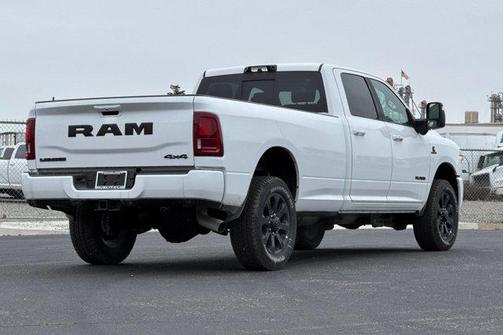2026 RAM 3500 Laramie Crew Cab 4x4 8' Box