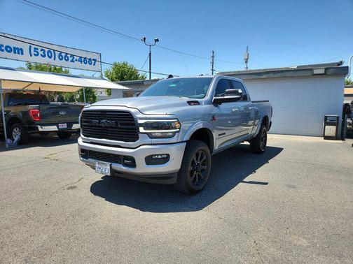 2021 RAM 2500 Laramie Crew Cab 4x4 6'4' Box