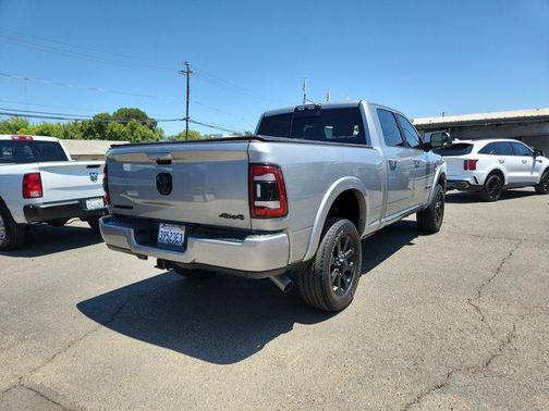 2021 RAM 2500 Laramie Crew Cab 4x4 6'4' Box