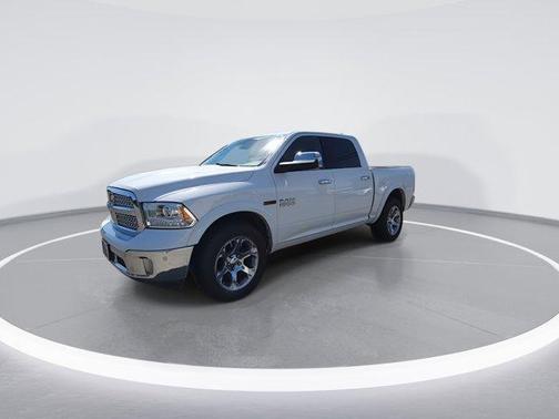Bright White Clearcoat 2017 RAM 1500 Laramie