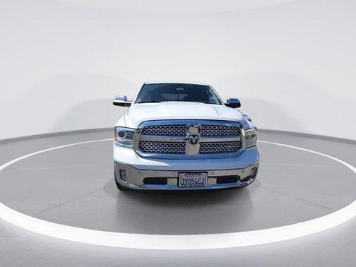 Bright White Clearcoat 2017 RAM 1500 Laramie