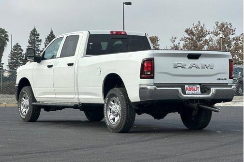 2026 RAM 2500 Tradesman Crew Cab 4x4 8' Box
